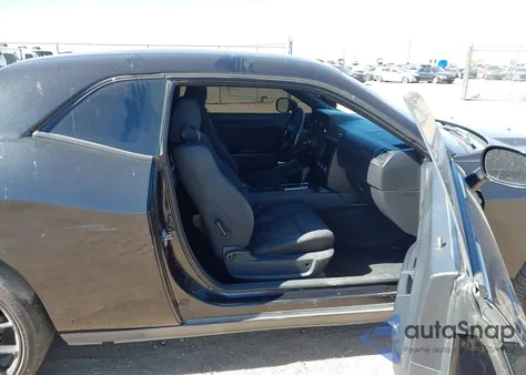 2010 Dodge Challenger Se z USA, uszkodzony, nr VIN 2B3CJ4DV2AH238552